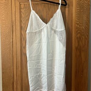 Abercrombie & Fitch White Lace Trim Nightie